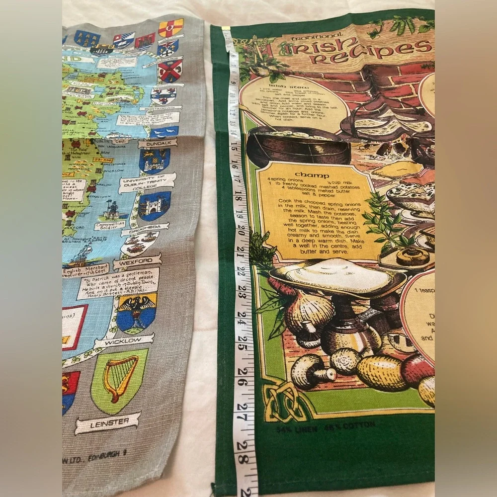 2 Irish Linen Kitchen Tea Towels Ulster Weavers Mint Condition - Picture 2 of 7